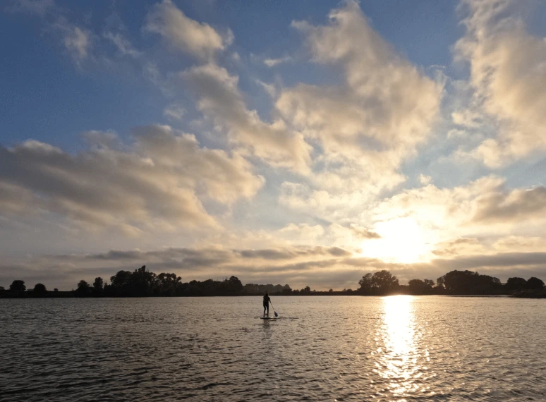 SUP huren stand up paddle SUP suppen Amanzie West-Vlaanderen SUP verhuur
