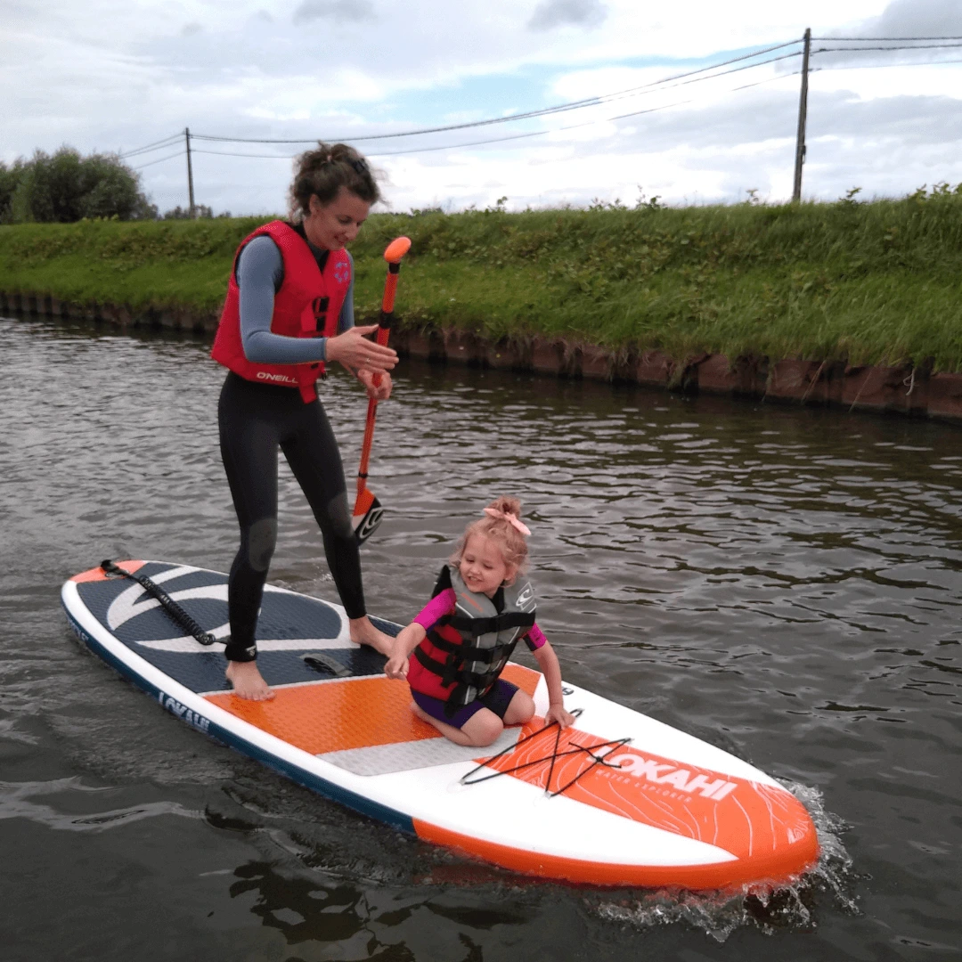 SUP Sup les SUP tour Kind vooraan op de plank Genieten Plezier